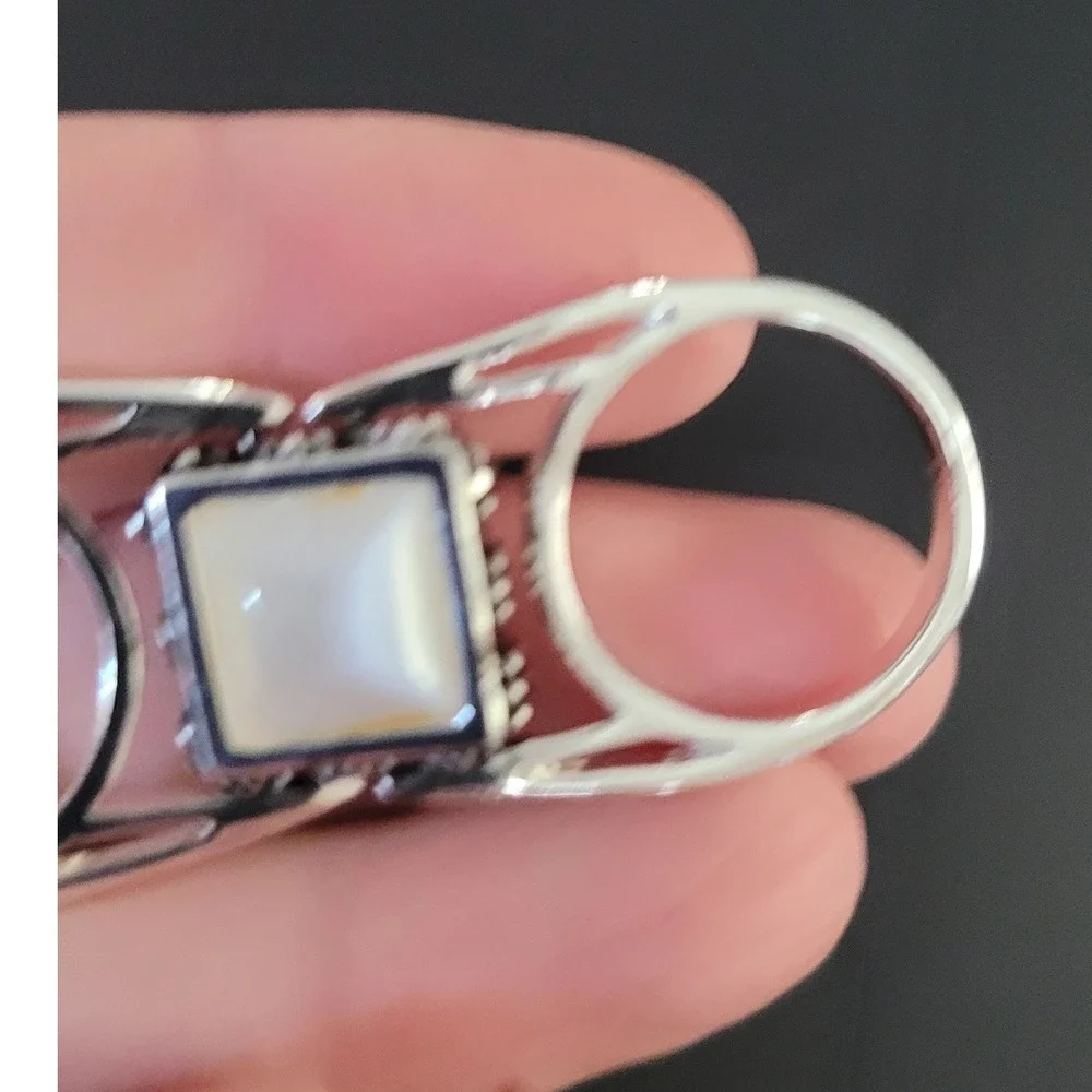 Reversible Flip Ring Square Black and White Stones Silver Tone Size 7